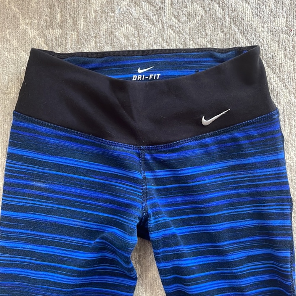 Nike Dri-fit xs leggings - Picture 5 of 6